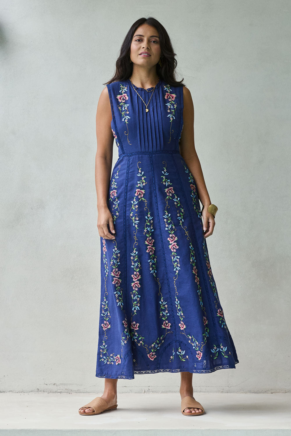 boho bird Women's Fleur Muse Embroidered Dress in Navy – birdsnest