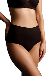 A model wearing the Seamless Smoothies Full Brief 2 Pack in colour Black (Black), from the front, cropped image