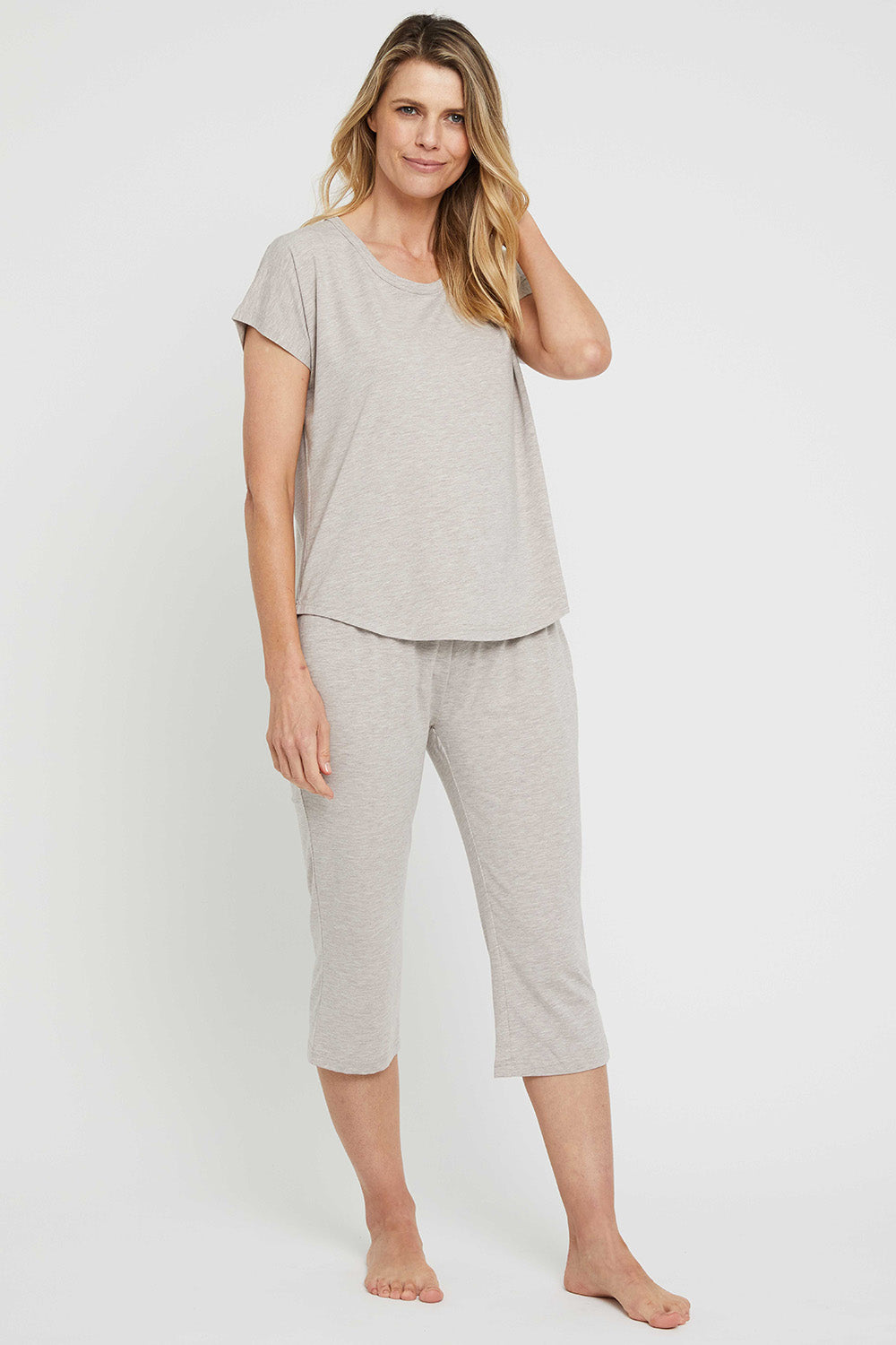 A model wearing the 3/4 Bamboo PJ Pant in colour Oatmeal, from the front, showing the whole outfit