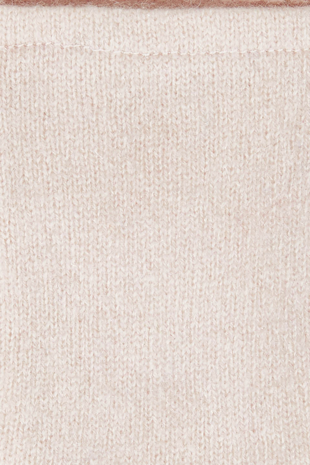 Product shot of the Upcycled Cashmere Hooded Fingerless Gloves in colour Babypink (Pink), detail