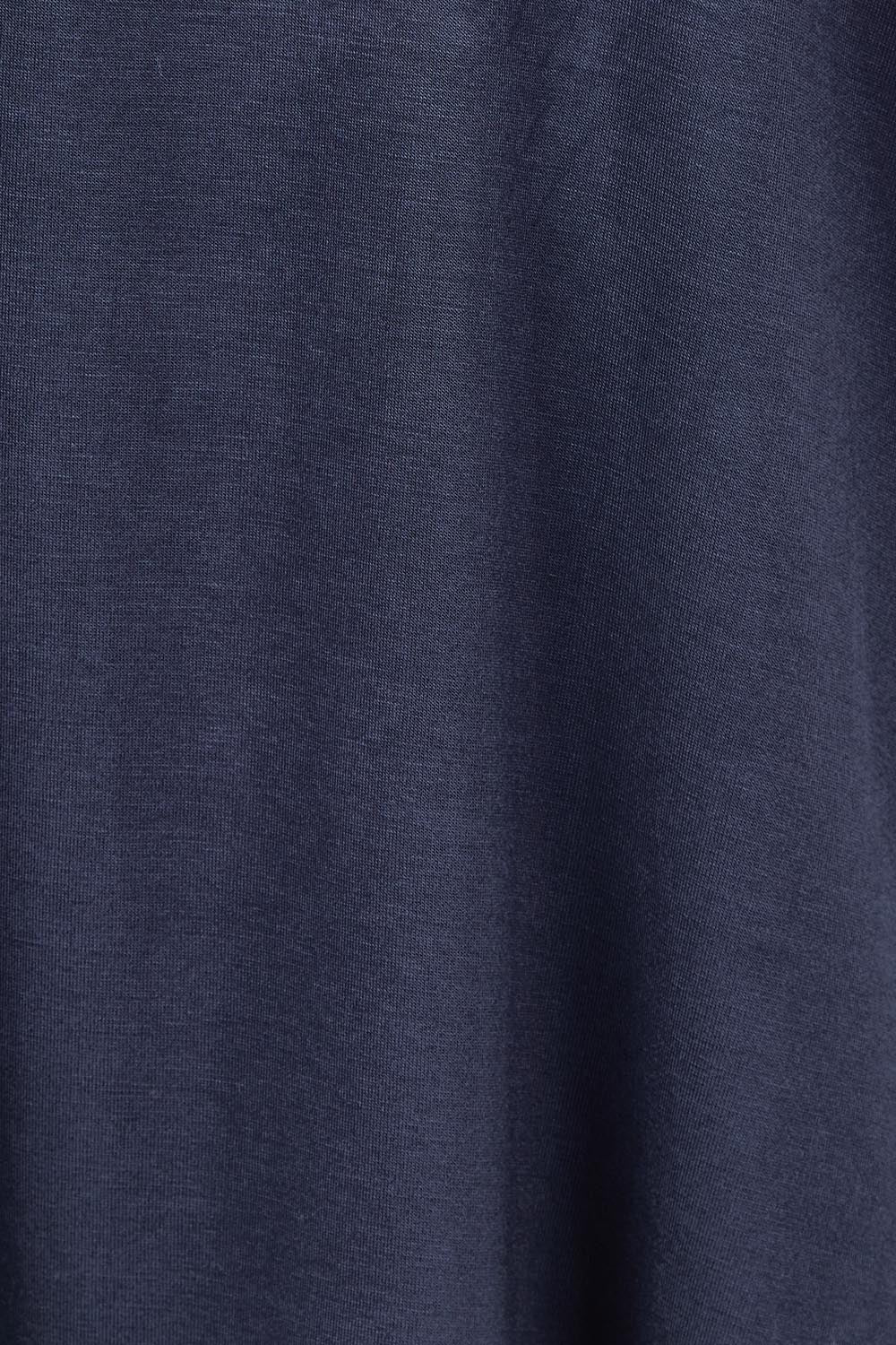 Product shot of the Everleigh Bamboo Tee in colour Navy (Blue), detail