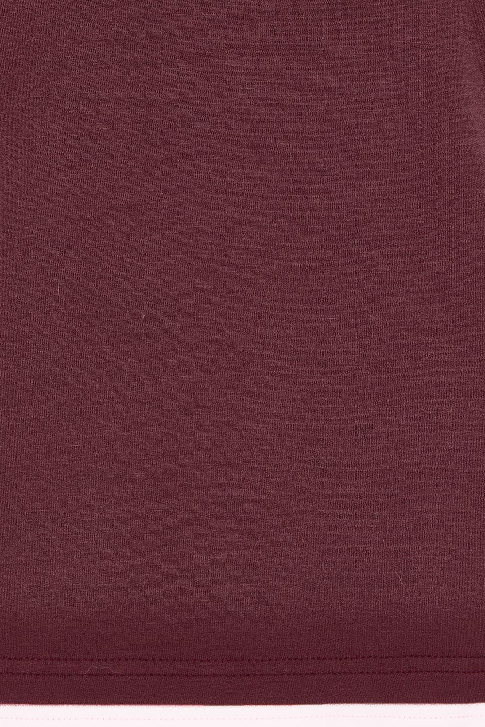 Product shot of the Cloud Tee in colour Burgandy (Red), detail