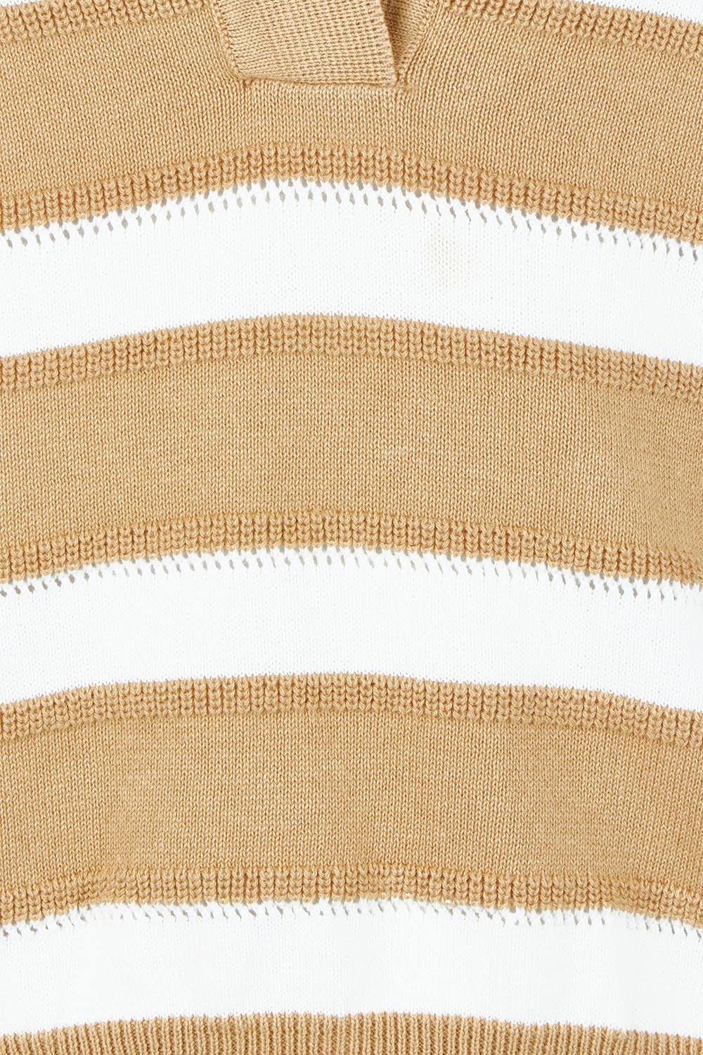 Product shot of the Salford Cotton Knit Polo in colour Beige, detail
