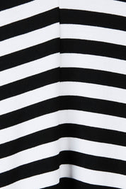 Product shot of the Kyoto Vin colourNeck Tee - Blkwhite (Black), detail