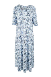 Product shot of the Marlene Bamboo Dress in colour Snowleop (White), from the front