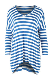 Product shot of the Geneva Tee in colour Whitestrip (White), from the front
