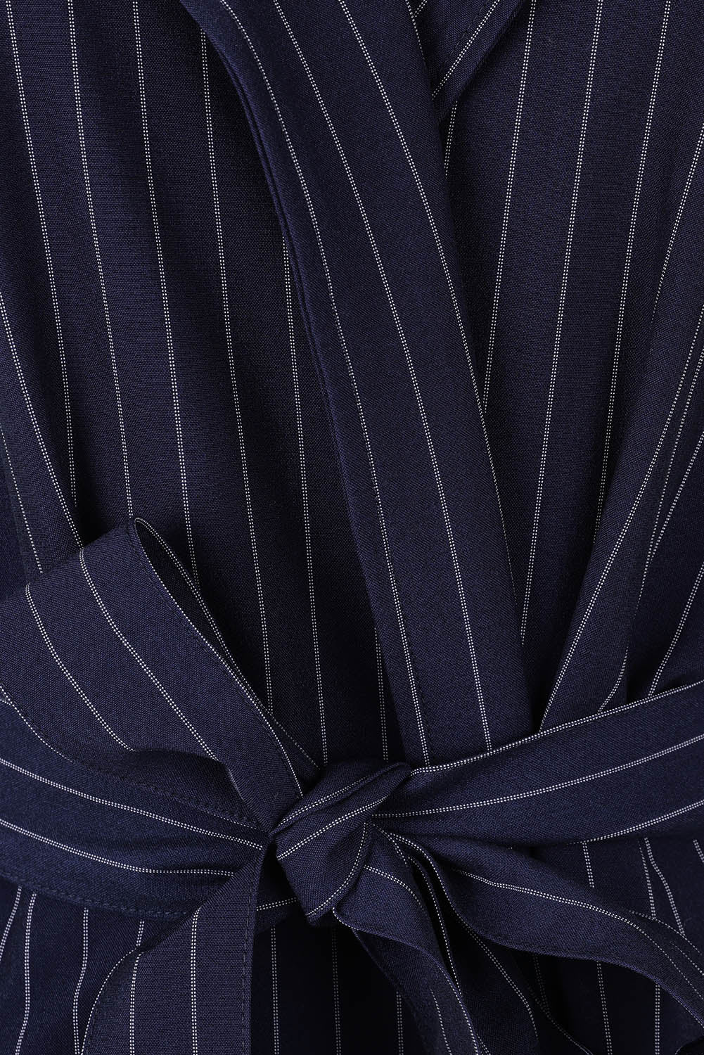 Product shot of the Mayla Duster in colour Bluepinstr (Blue), detail