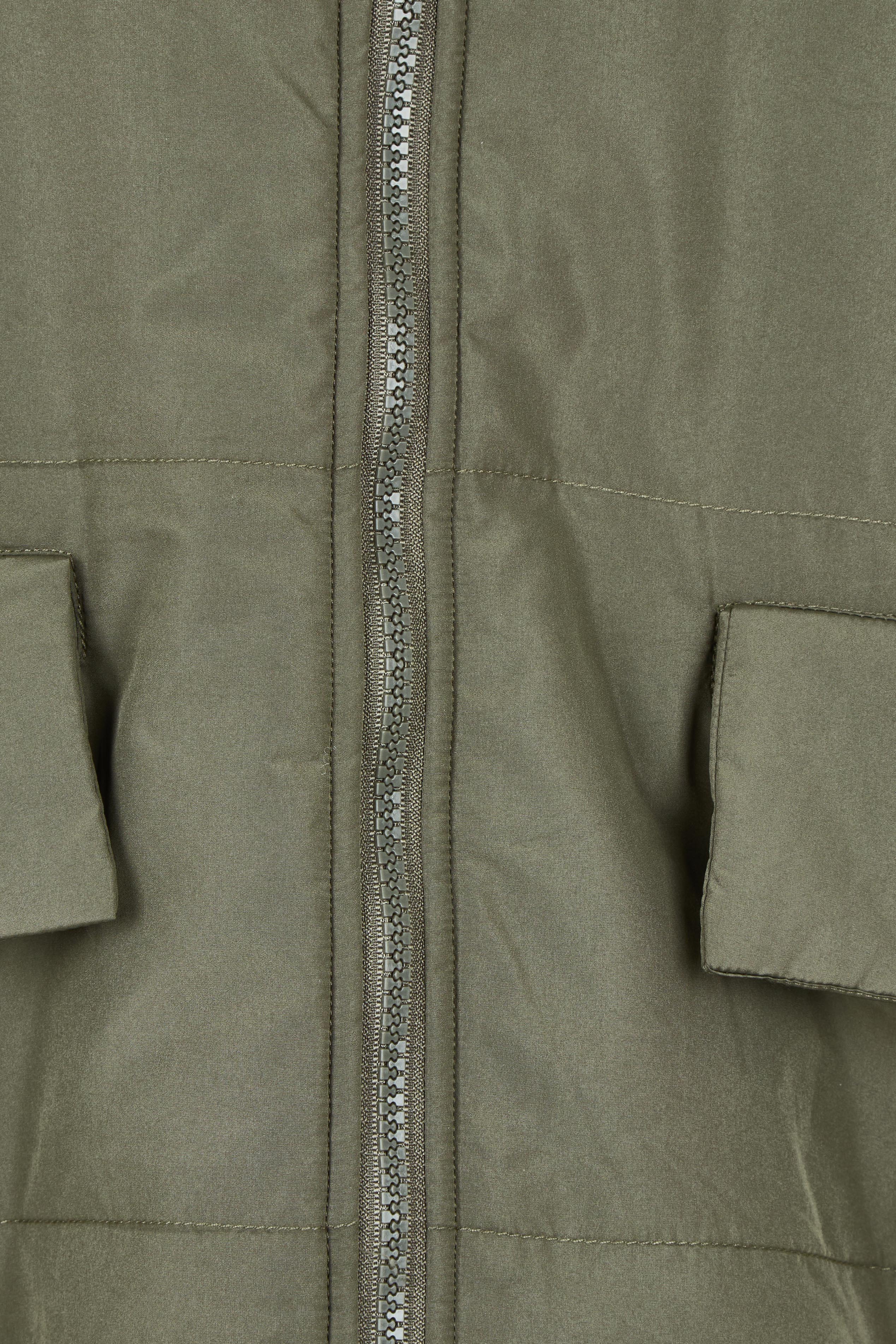 Product shot of the Valkyrie Puffer Jacket in colour Darkgreen (Green), detail