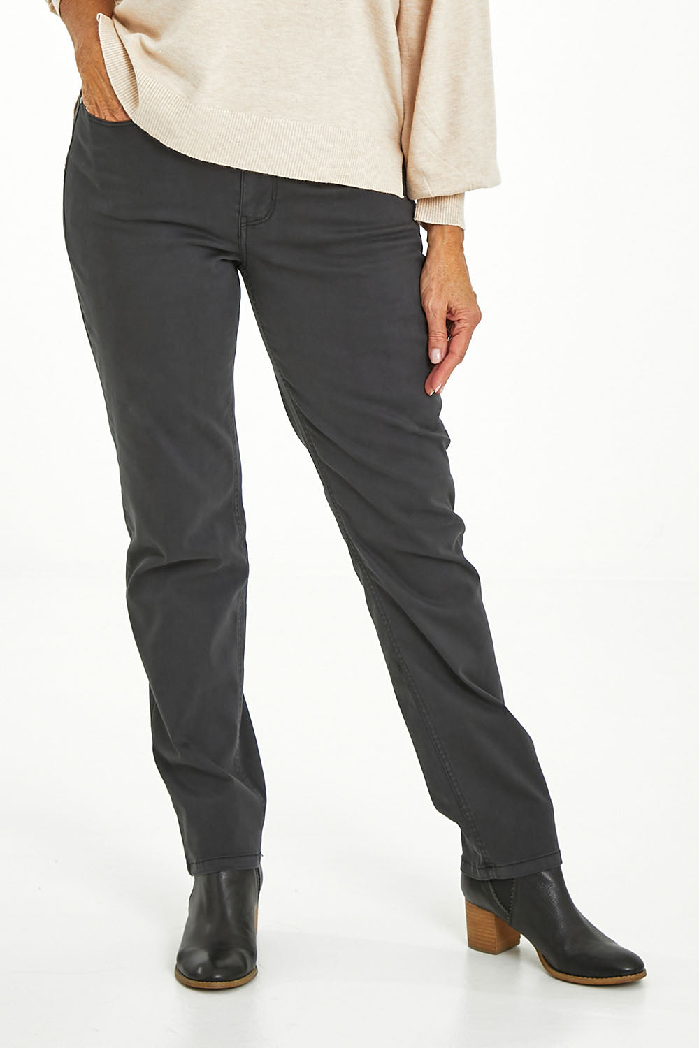 Model Sandy wearing size 10 of the Wynona Curve Jeans in colour Graphite (Black), from the front, cropped image