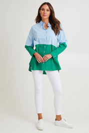 Model Madeline wearing size 10 of the Splice Shirt in colour Greenblue (Green), from the front, showing the whole outfit