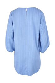 Product shot of the Elanora Linen Blend Blouse in colour Berryblue (Blue), from the back