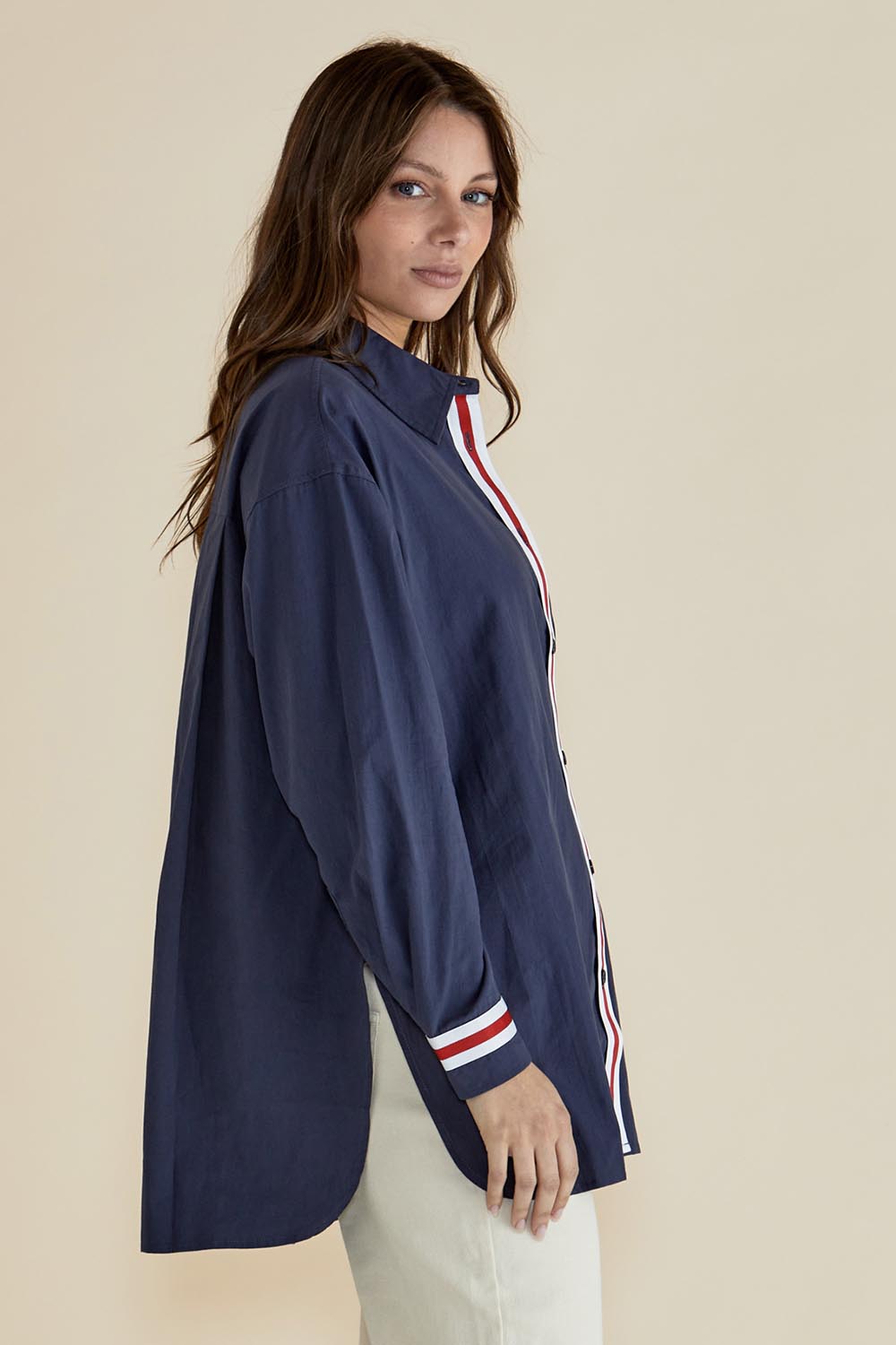 A model wearing the Claire Classic Cotton Shirt in colour Frenchblue (Blue), from the front, cropped image