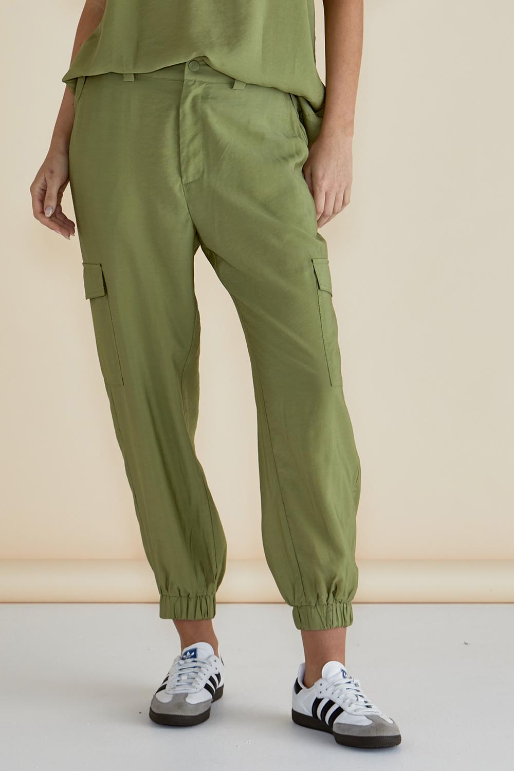 Preloved Adrianna Jogger - Pistachio