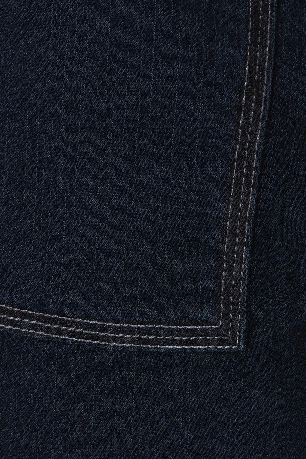 Product shot of the Easy Relax Jean in colour Bluesmoke (Blue), detail