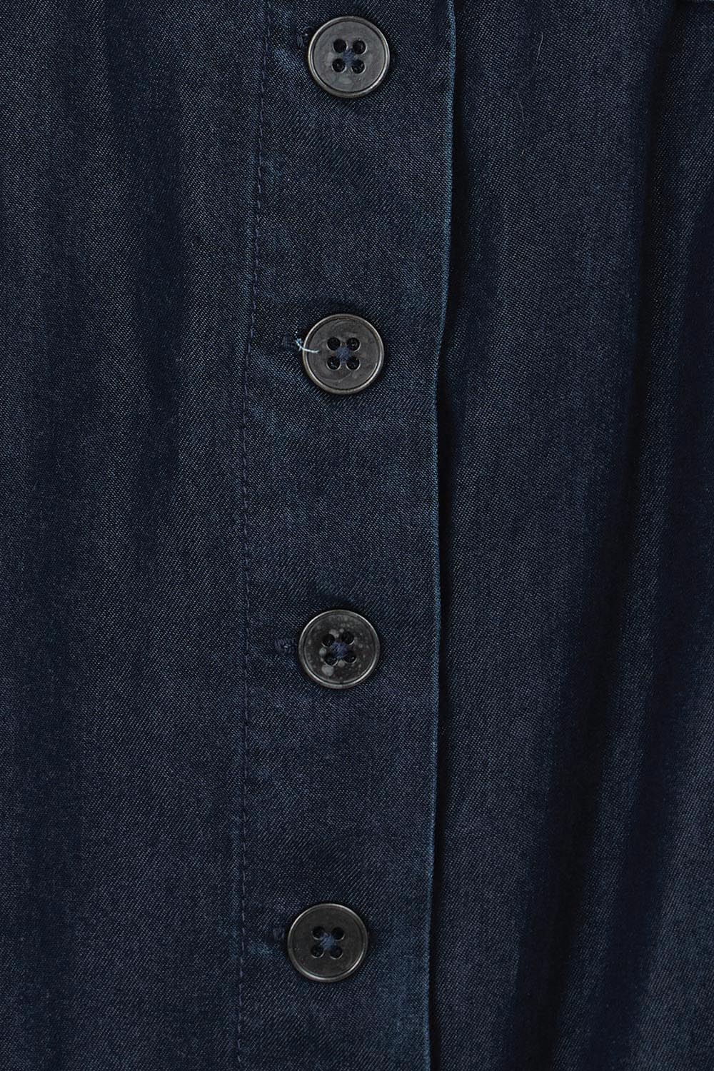 Product shot of the Lola Lyocell Skirt in colour Drkvintage (Blue), detail