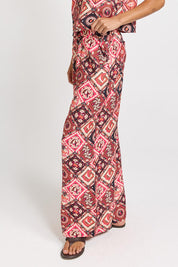 Model Genericm wearing size sample of the Sable Wide Leg Pant – Coco in colour Coco, from the front