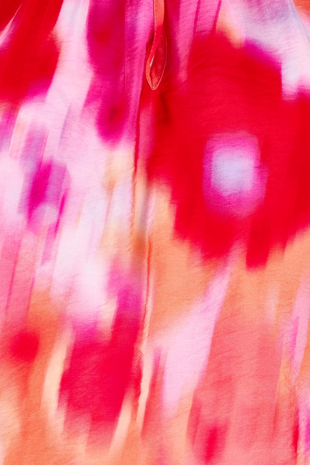 Product shot of the Joanne Blouse in colour Floral (Pink), detail