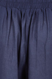 Product shot of the Parker Pant in colour Navy (Blue), detail