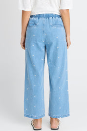 Model Genericm wearing size sample of the Star Denim Jogger – Denimstar in colour Denimstar, from the back