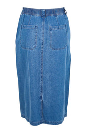 Product shot of the Solange Midi Denim Skirt – Medwash in colour Medwash, from the back