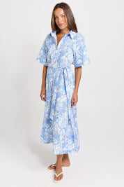 Model Genericm wearing size sample of the Lucy Shirt Dress – Blueshell in colour Blueshell, from the front