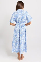 Model Genericm wearing size sample of the Lucy Shirt Dress – Blueshell in colour Blueshell, from the front