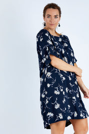 Preloved The Flutter Sleeve Shift Dress - Daisyprint
