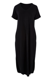 Product shot of The Cotton Blend Maxi in colour Black (Black), from the front