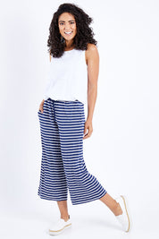 Model Pamela wearing size 10 of The Summer Vintage Wash Pant in colour Stripe (Blue), from the front, showing the whole outfit