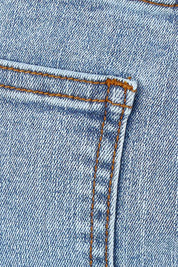 Product shot of The 5 Pocket Denim Short in colour Lightdenim (Blue), detail