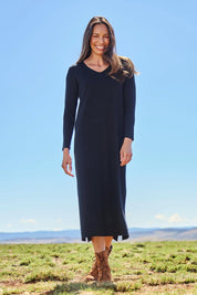 The Comfort True Knit Dress – Black