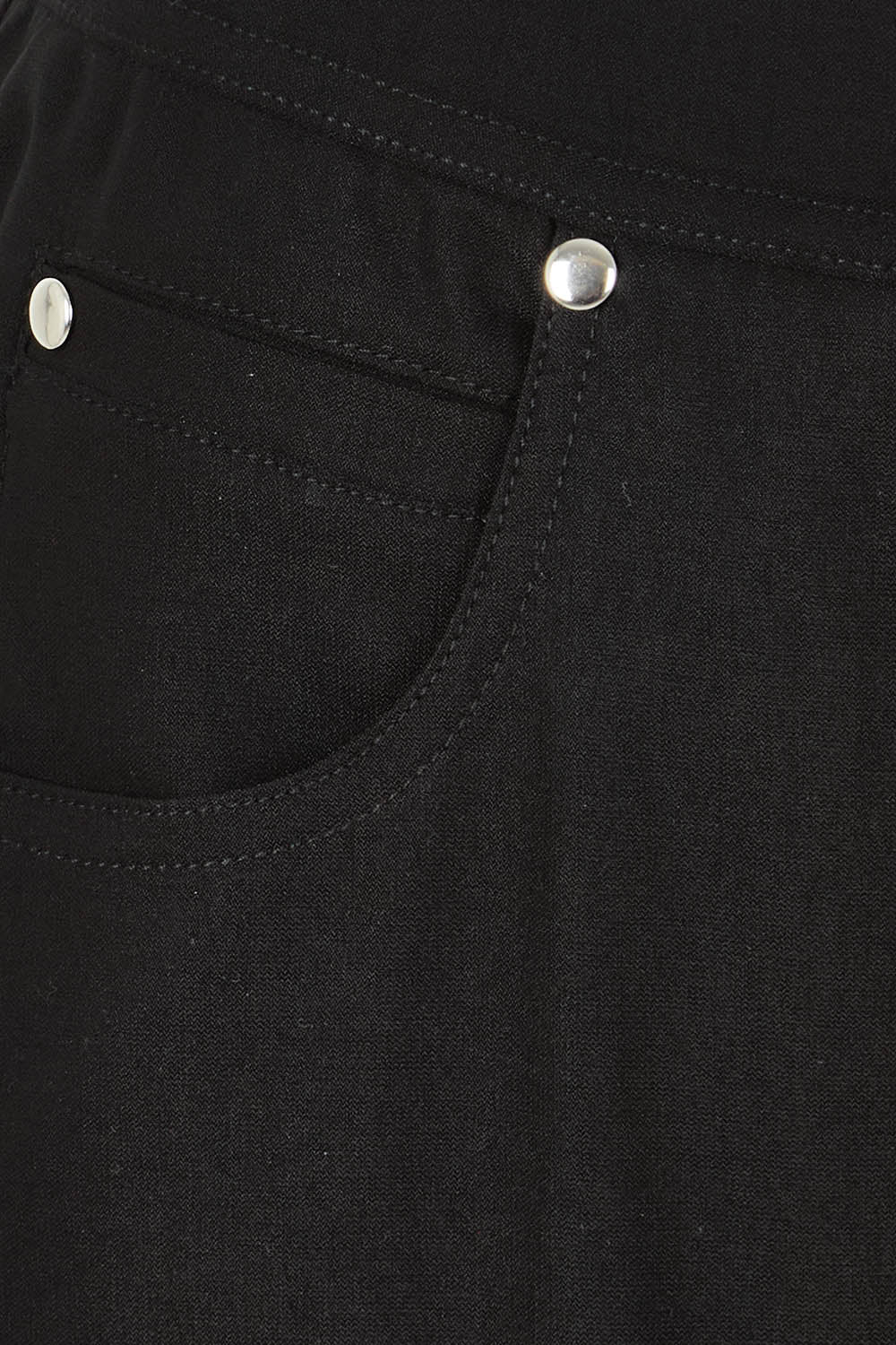 Product shot of The Cargo Short in colour Black (Black), detail