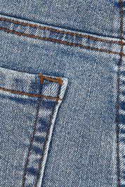Product shot of The Keepers Highwaisted Straight Jean in colour Lightdenim (Blue), detail