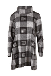 Product shot of The Woolly Knit High Low Tunic in colour Blackgrey (Black), from the front