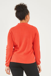 Model Noli wearing size L of The Essential Soft Rib Skivvy in colour Tangorust, from the back