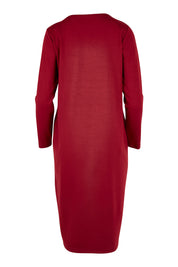 Product shot of The Dropped Shoulder Ponte Dress in colour Pomegranat (Red), from the back