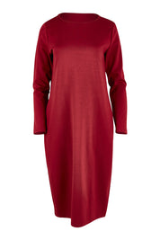 Product shot of The Dropped Shoulder Ponte Dress in colour Pomegranat (Red), from the front
