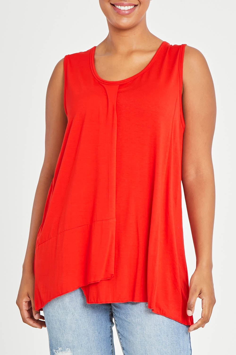 Model Noli wearing size 14 of The Long Overlay Tank in colour Red (Red), from the front, cropped image