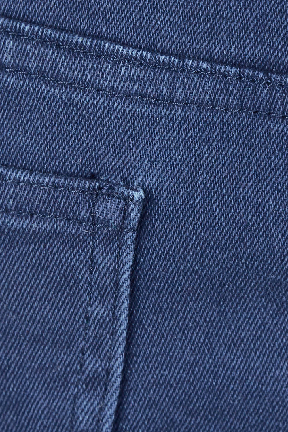 Product shot of The 5 Pocket Denim Midi Skirt in colour Navy (Blue), detail