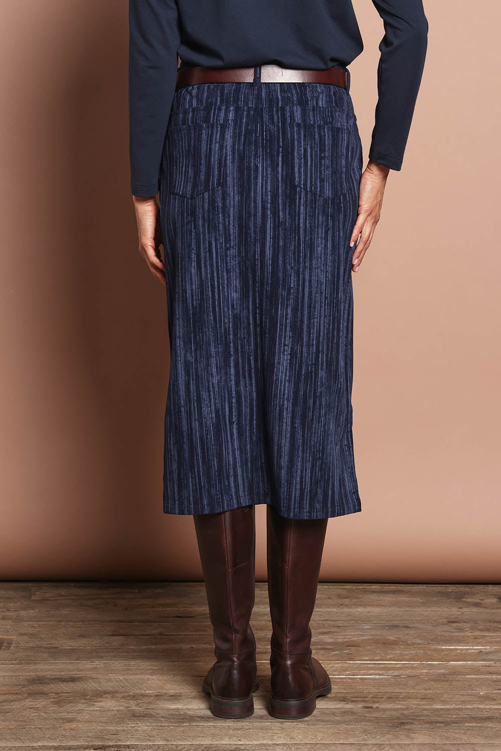 The Printed 5 Pocket Cord Skirt – Navystripe