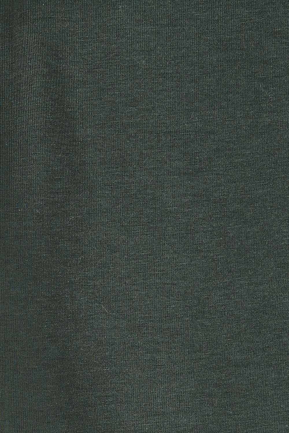 Product shot of The Keepers Classic Tank in colour Darkkhaki (Green), detail