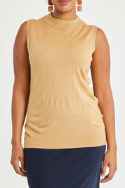 Model Noli wearing size L of The Soft Sleeveless Mockturtle Jumper in colour Camel, from the front, cropped image
