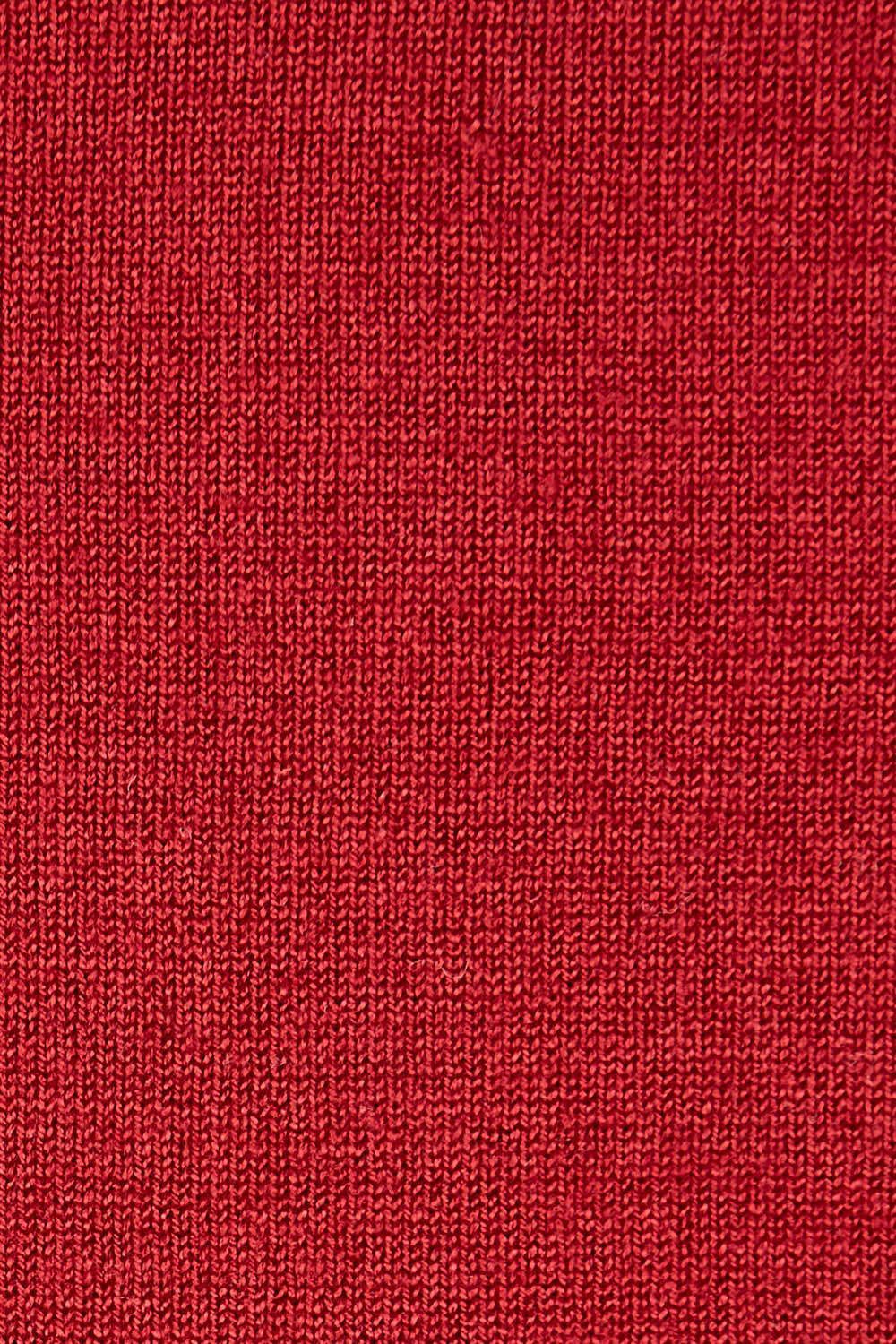 Product shot of The Transeasonal Short Sleeve Jumper in colour Raspberry (Red), detail