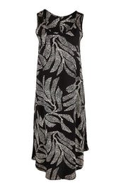 Product shot of The Printed High Low Dress in colour Blackwhite (Black), from the front