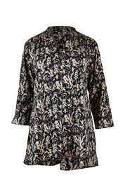 Product shot of The Easy Wear Cotton Shirt in colour Navytaupe (Blue), from the front