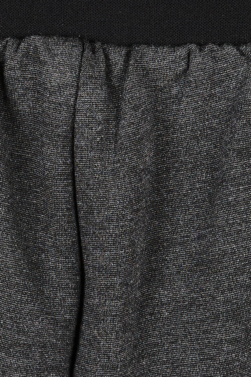 Product shot of The Easy Wear Ponte Pant in colour Charcoal (Grey), detail