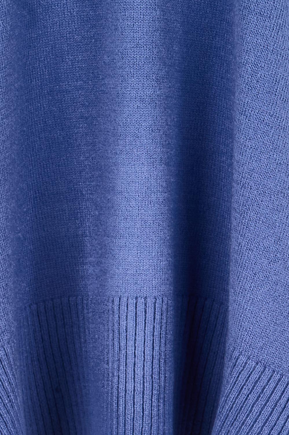Product shot of the The High Low V Neck Jumper - Dustyblue in colour Dustyblue, showing detail