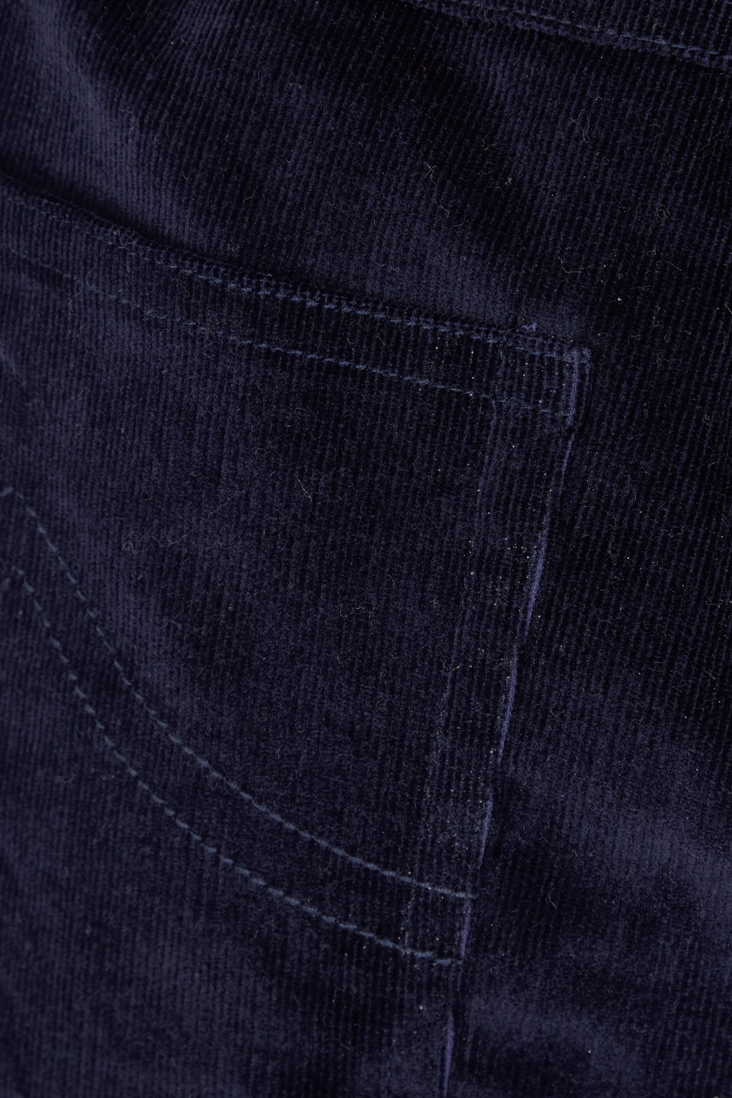 Product shot of The Keepers Cord Pull On Pant in colour Darknavy (Blue), detail