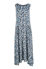 Product shot of The Easy Wear Print Maxi Dress in colour Bluefloral (Blue), from the front