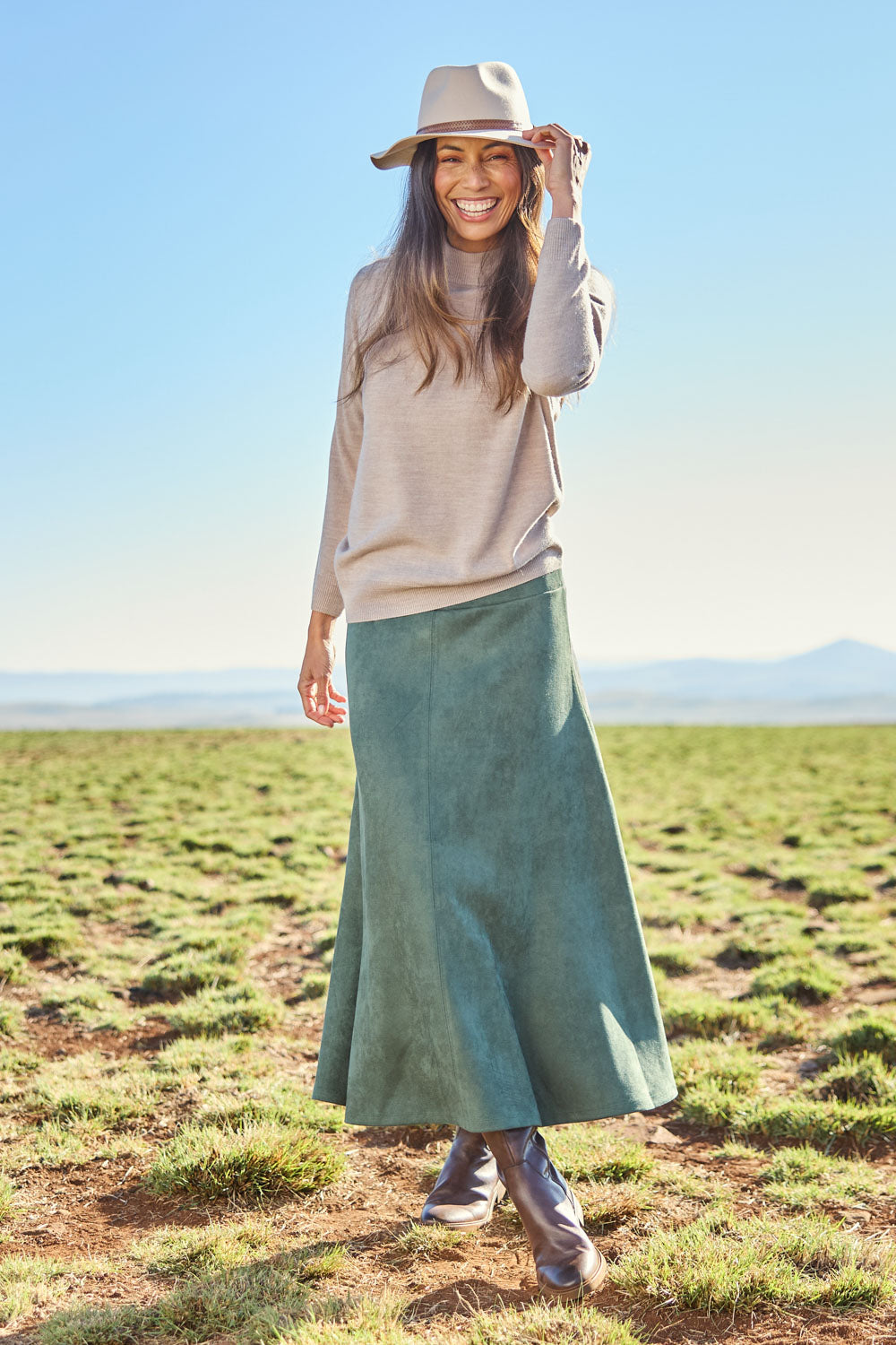 The Luxe Faux Suede Skirt – Pinegreen